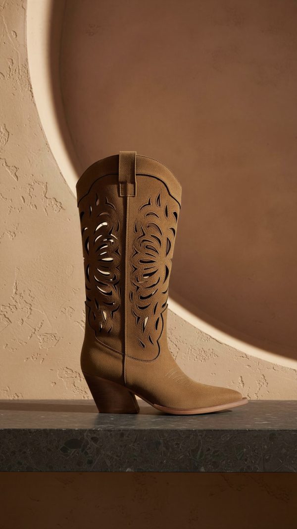 BOTA CAMPERA BROCADA