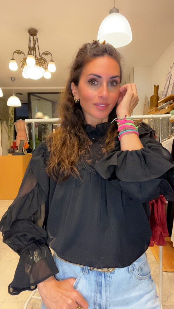 BLUSA NORA NEGRA
