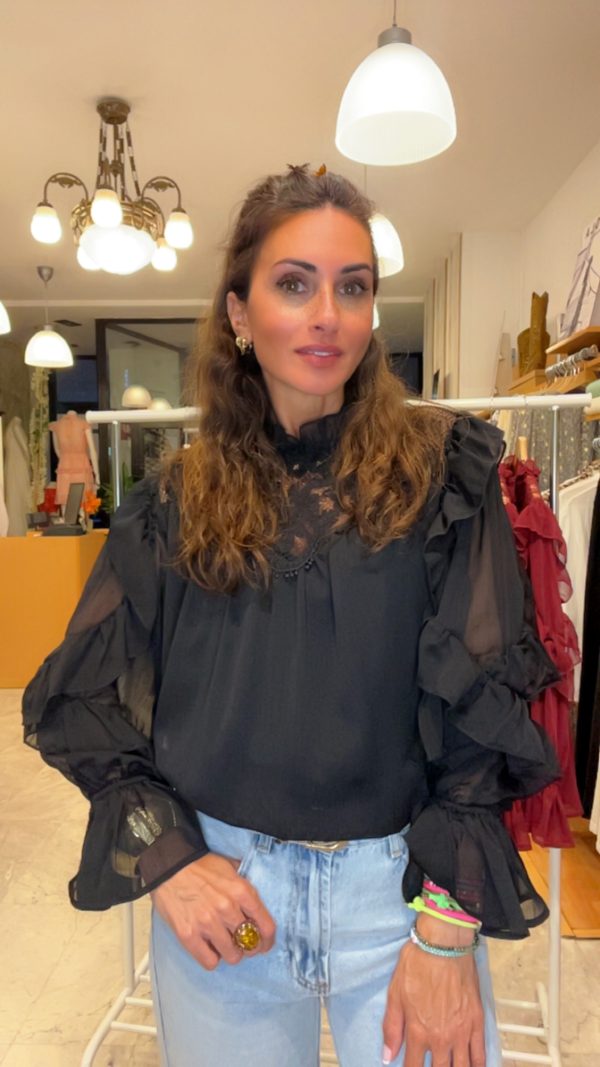 BLUSA NORA NEGRA